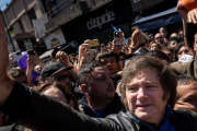 Milei en una semana clave por el cierre de alianzas: “batalla cultural” y campaña en PBA, donde los heridos se sublevan