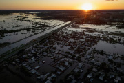 Inundaciones en la provincia de Buenos Aires: más de 1.300 personas continúan evacuadas