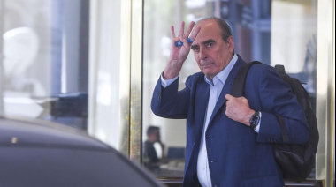 El Gobierno envió al Congreso el proyecto para fomentar el uso de "dólares del colchón"