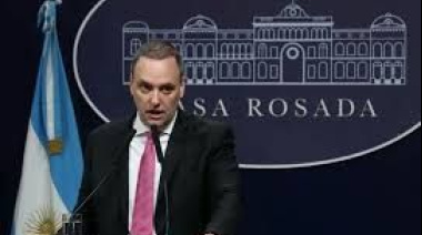 Adorni le restó importancia a las declaraciones de Trump sobre el estado de la Argentina