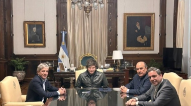 Milei se reúne nuevamente con su Gabinete para definir la estrategia tras la derrota electoral