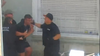 Mar del Plata: Tres policías contra uno. Golpearlo, ¿está bien?