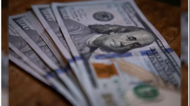 El dólar oficial subió casi 1% en la semana