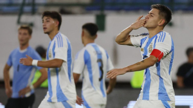 Argentina derrotó a Uruguay 4-3 y volvió a ganar en el hexagonal