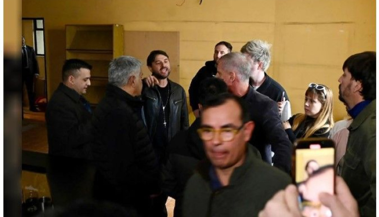 Liberaron a Juan Grabois y habló tras su detención por usurpar el Instituto Juan Domingo Péron: "Javier Milei las va a pagar"