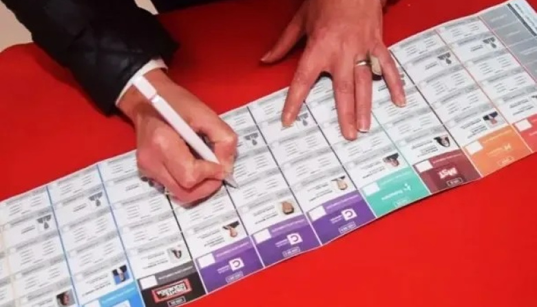 ¿Cuánto costaría la reimpresión de boletas tras la renuncia de José Luis Espert?