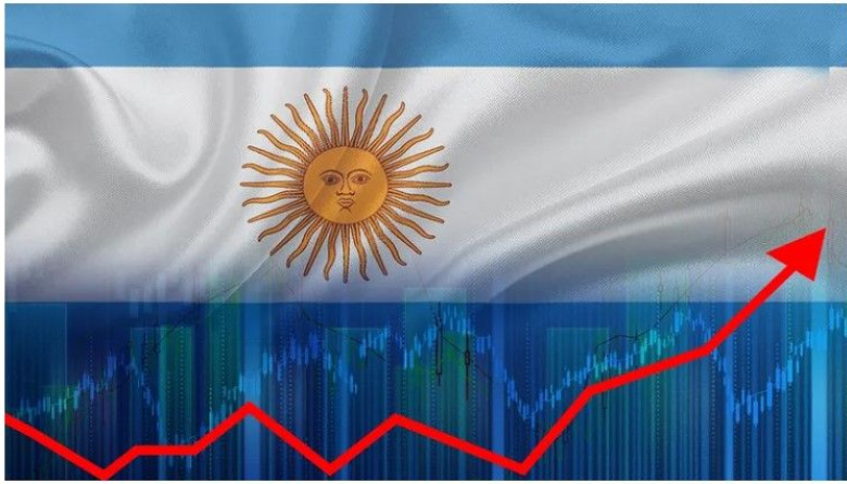 A pesar de la firma del swap, el riesgo país trepa a 1089 puntos y no cede la fuga de los activos argentinos