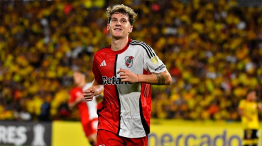 River fue más, ganó un duelo clave ante Barcelona en Guayaquil y manda en el grupo B