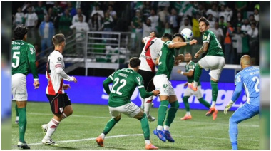 VIDEO- River jugó, peleó, se descontroló y quedó eliminado