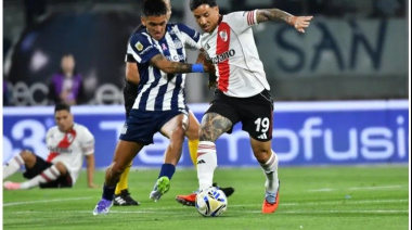 VIDEO- River venció 2-0 a Talleres de Córdoba y cortó una racha de cuatro derrotas al hilo por liga