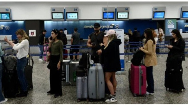 Amenazan con un paro que afectaría a los vuelos de cara al fin de semana largo