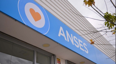Anses oficializó un aumento del 2,47% en las jubilaciones mínima, además del bono de $70.000