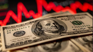 Se disparó el dólar blue mientras el Senado debatía el Presupuesto 2026