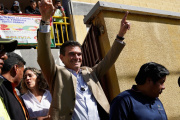 La oposición ganó en Bolivia y habrá balotaje entre dos candidatos de derecha