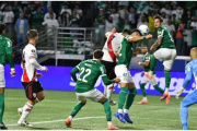 VIDEO- River jugó, peleó, se descontroló y quedó eliminado