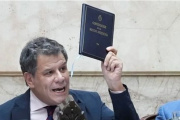 Facundo Manes denunció “un pacto” entre el gobierno y el kirchnerismo