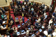 El senado consiguió quórum y ya sesiona en busca del Presupuesto